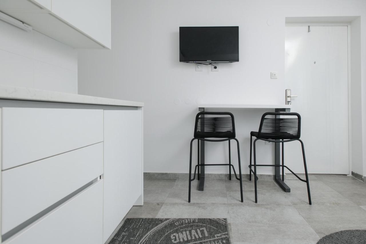 Zagreb, New, Free Parking, Near Bus Station Apartment